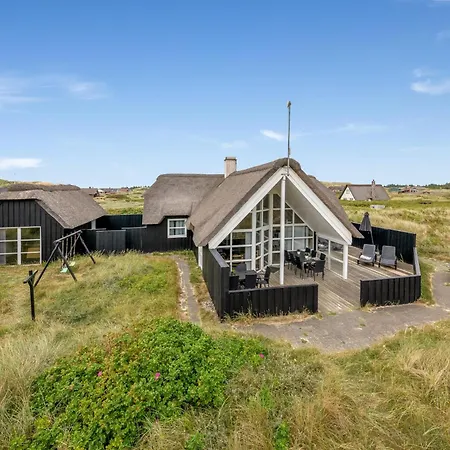 Fantastically Located With Billiards And Wellness Area Hvide Sande