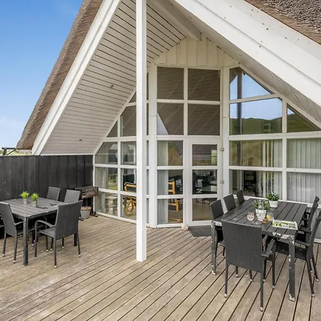 Fantastically Located With Billiards And Wellness Area